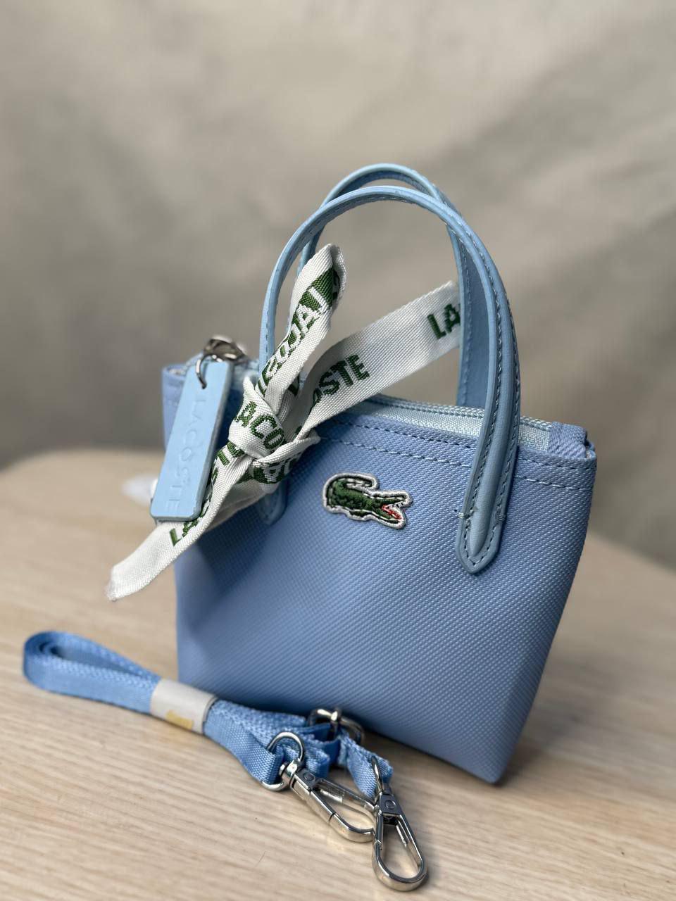 حقيبة لاكوست